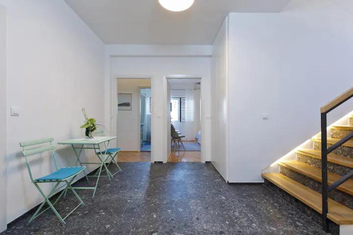 Apartment & Rooms Nugal Makarska Rom bilde
